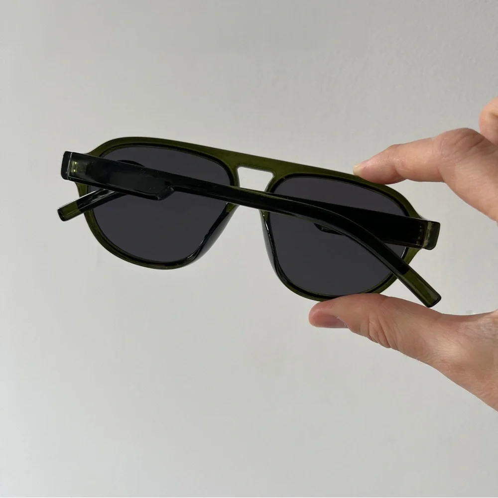 AJ Morgan olive green round aviator style sunglasses